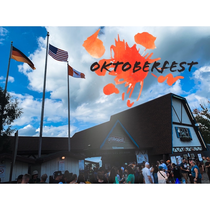 독일국기-미국국기-캐나다국기-Oktoberfest-건물-입구-모습