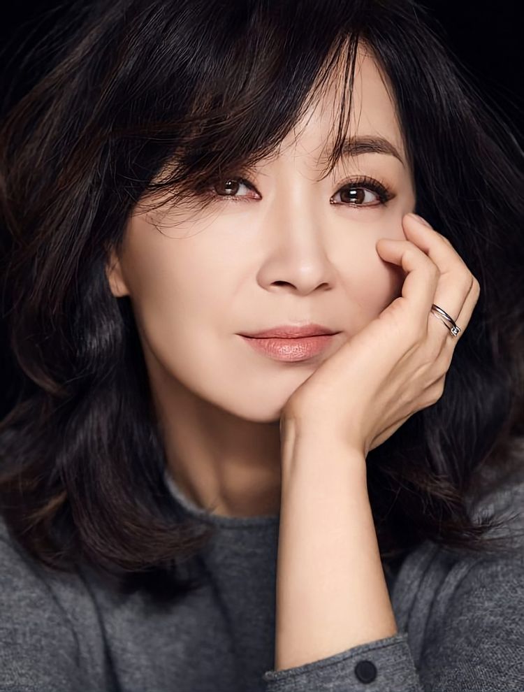  윤유선 프로필 - 배우 - 영화 - 드라마 - 예능 - 연극 - 수상 내역 - 작품활동