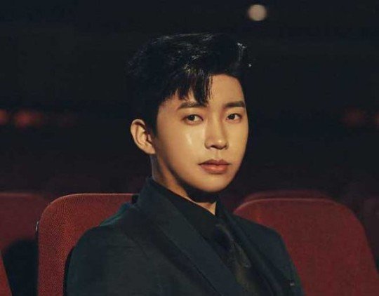  임영웅 담배 실내흡연 노마스크 논란 (+ 임영웅 다리부상, 문신)