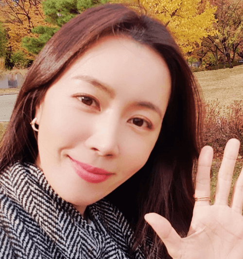  배우 김유미 남편 정우 나이 (+ 아버지 집안)