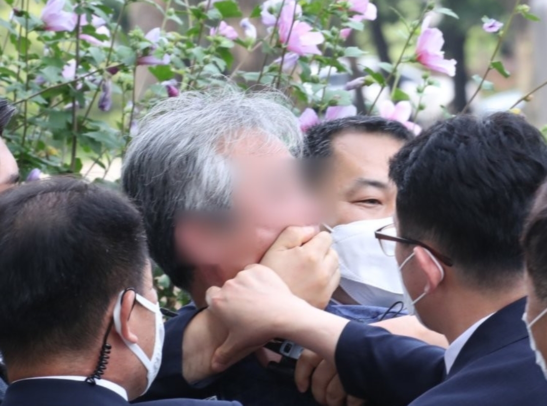  문재인 신발 던진 정창옥 구속영장 발부?