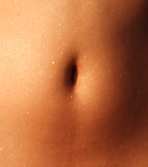 Belly Button Myths: Is It Dangerous to Clean When Lint Gets Trapped?