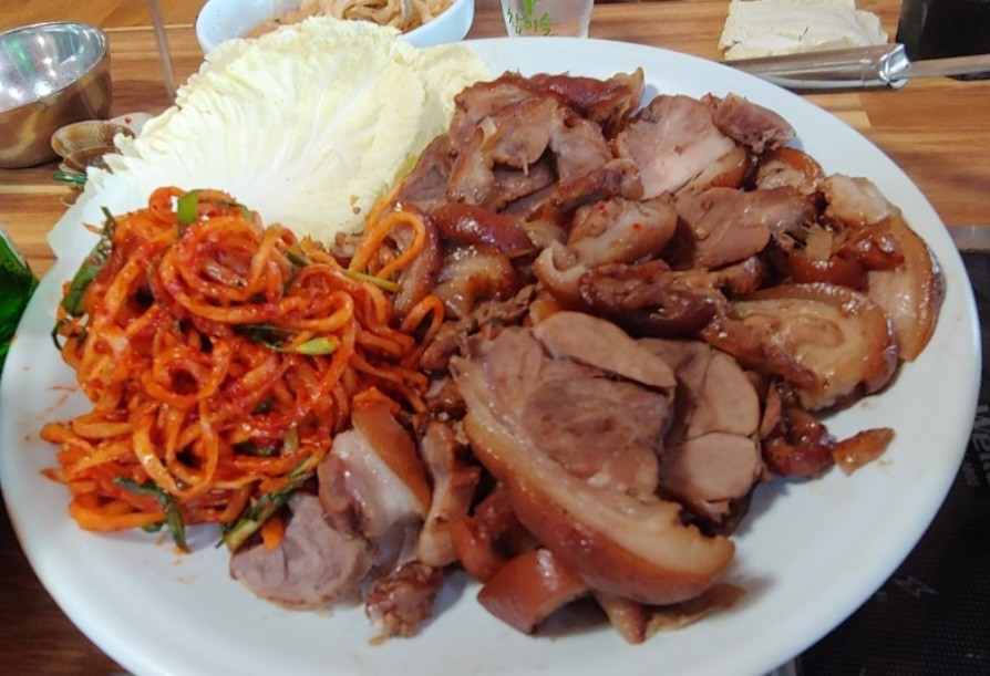 전통궁중칼국수 이미지