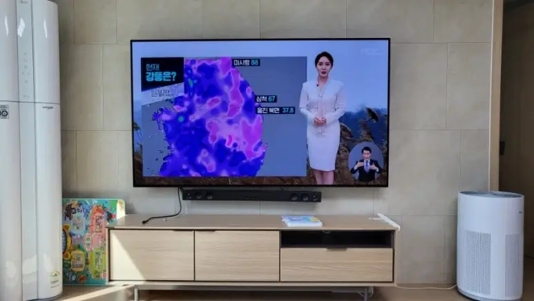 LG OLED 73인치 설치 완료 사진