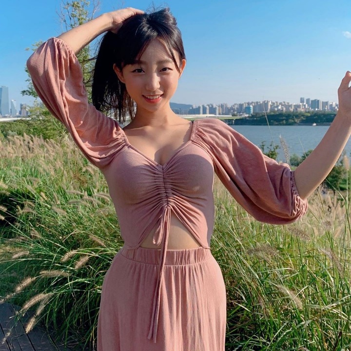  모델 표은지 셀카