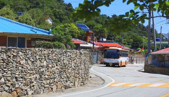 한국기행-청산도-봉안이버스-축사개조카페