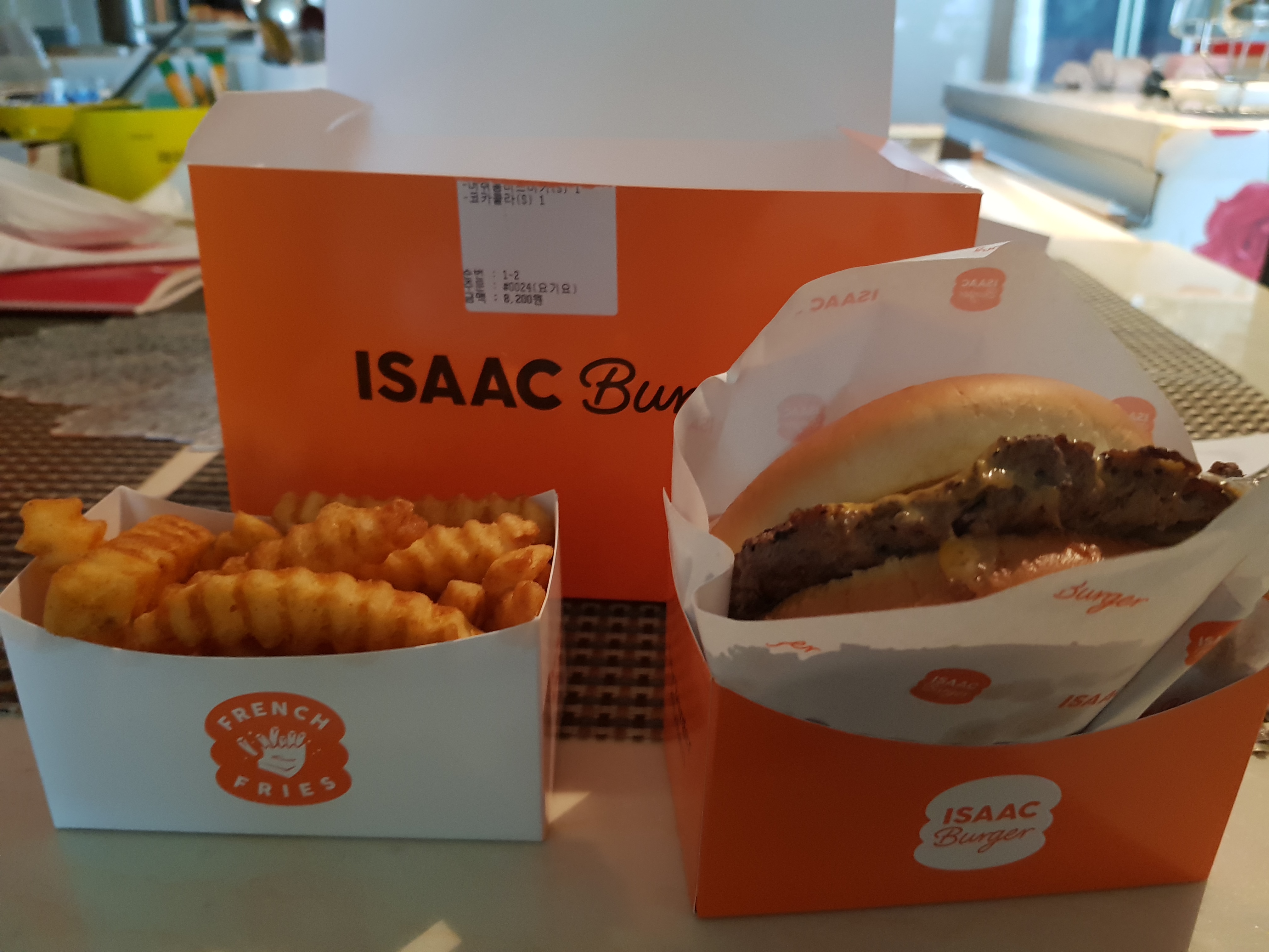  이삭버거  메뉴 추천! 머쉬룸 비프가 맛있어요~