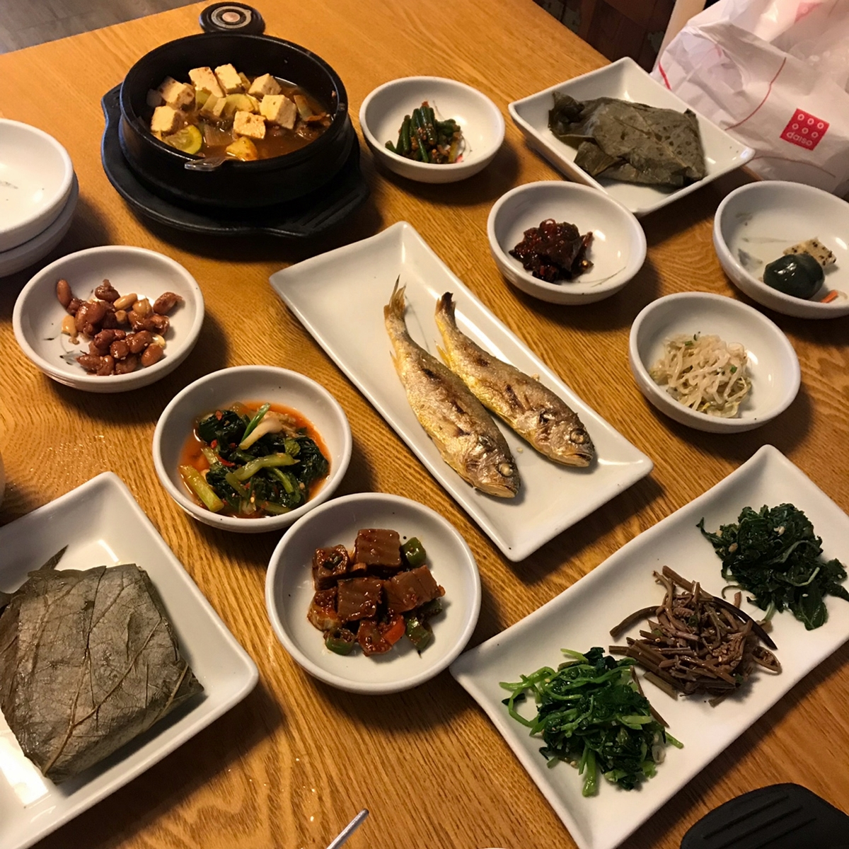 홍대 한정식 맛집 들풀 서교점 코스요리로 먹었다.