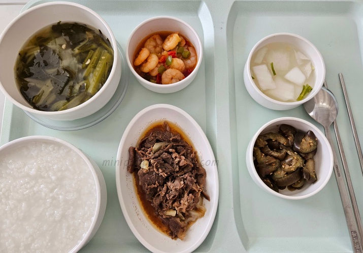 밥과-반찬들
