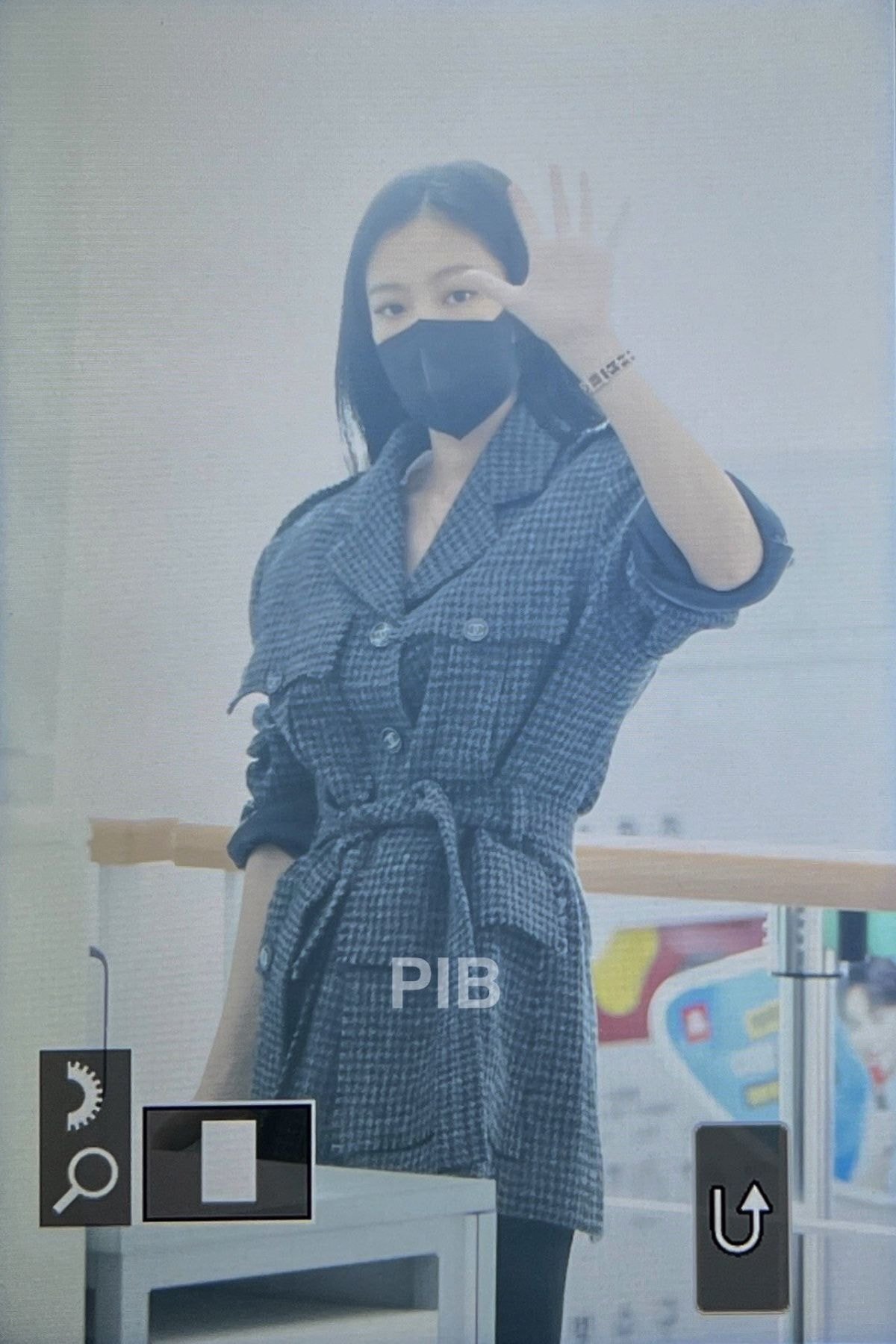  파리로 출국하는 블랙핑크 제니 패션
