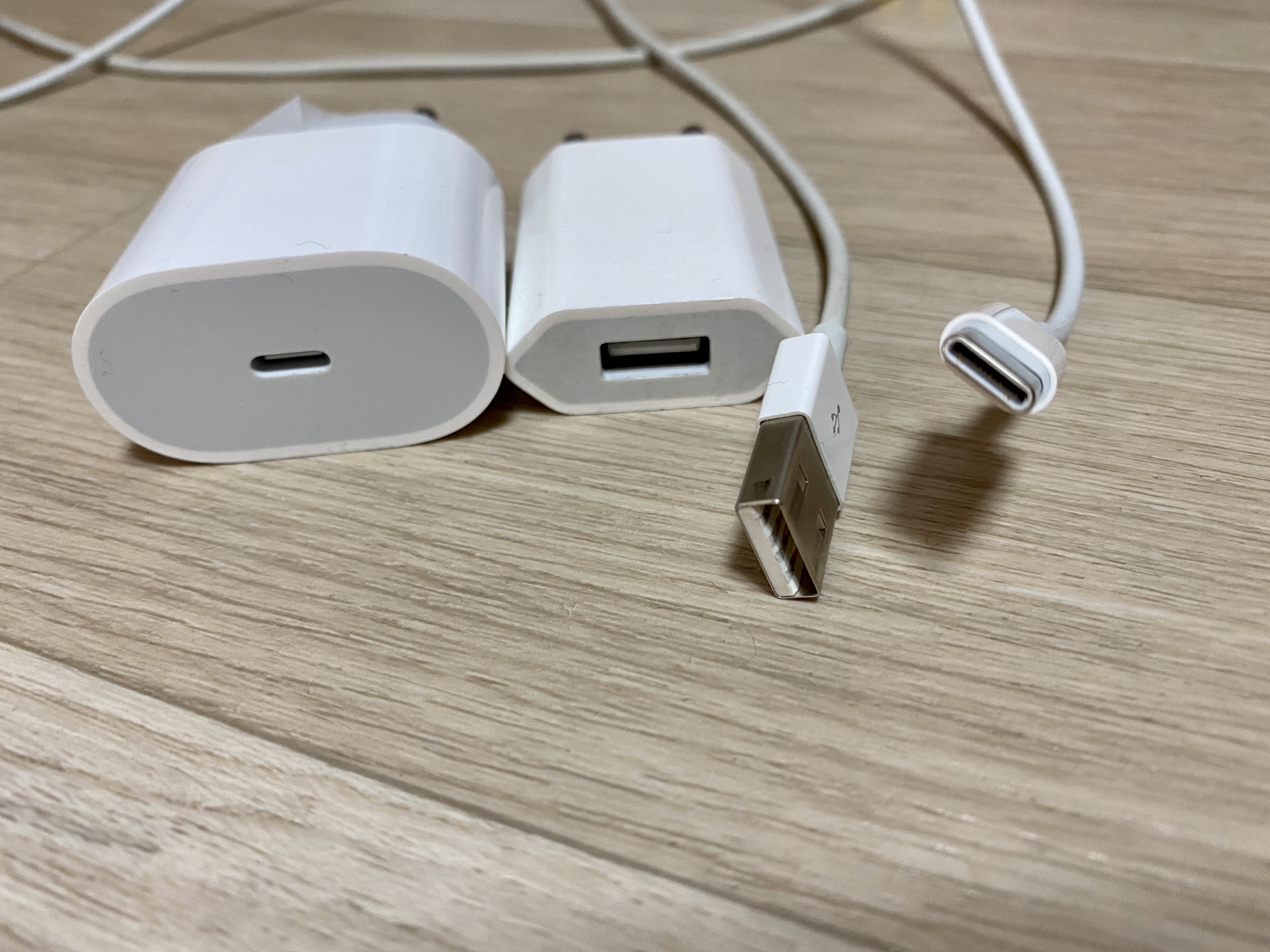  아이폰 정품 고속 충전기 장점 추천 / IPhone Fast Charger Advantages Recommended