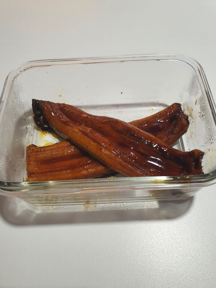 노브랜드 양념장어구이 조리 사진