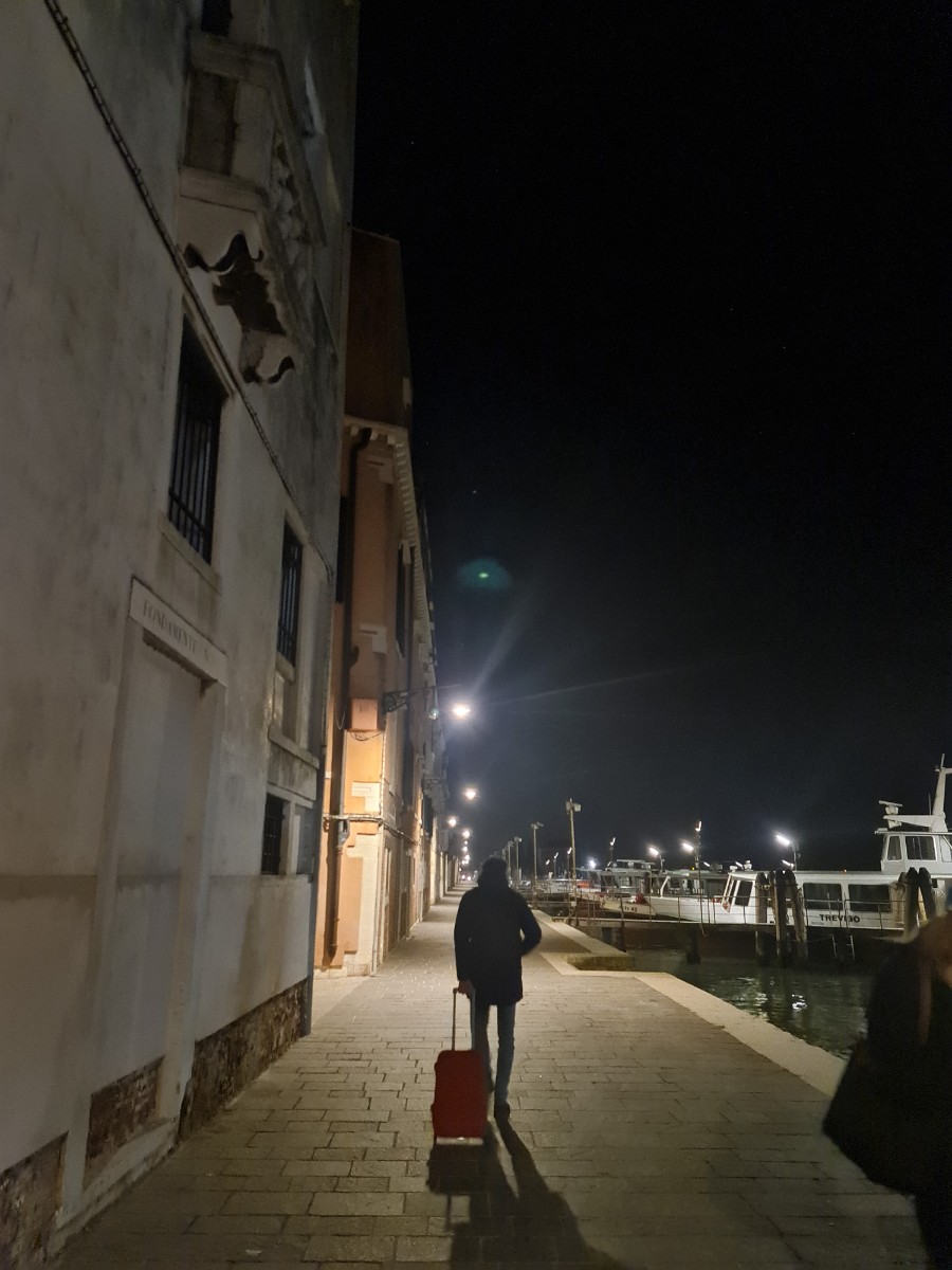 베네치아 야간항구사진