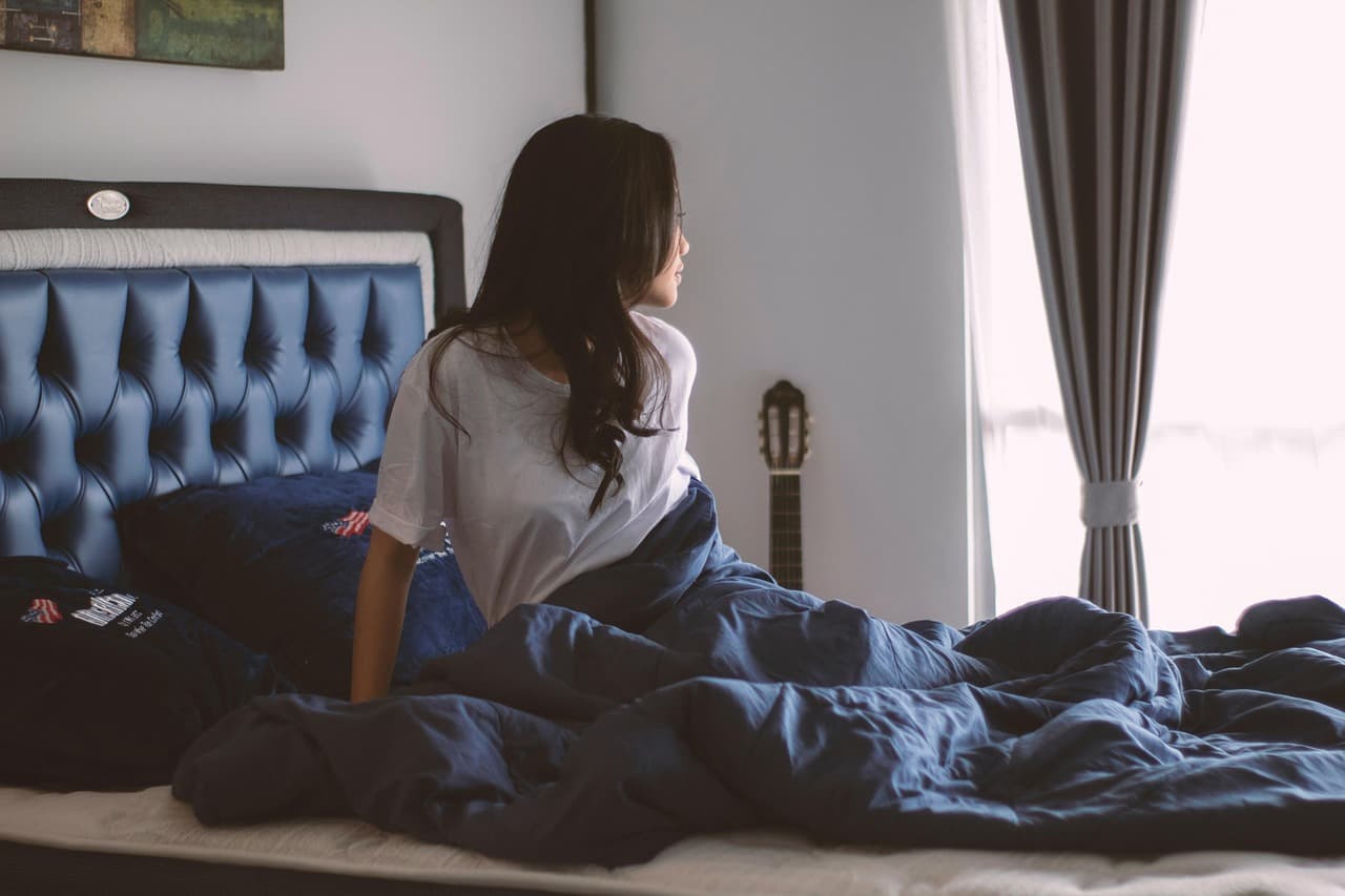 마이크로 리빙과 정서 안정 – 혼자 사는 공간에서 불안감을 낮추는 심리 인테리어