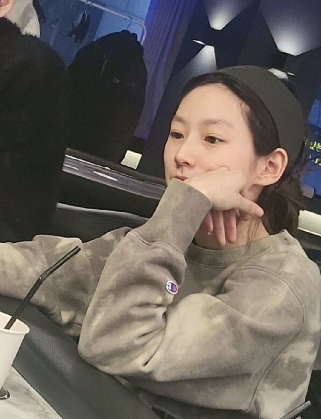  "돈이 얼마나 많길래"... 생활고 호소한 김새론 진짜 근황에 모두 충격받았다