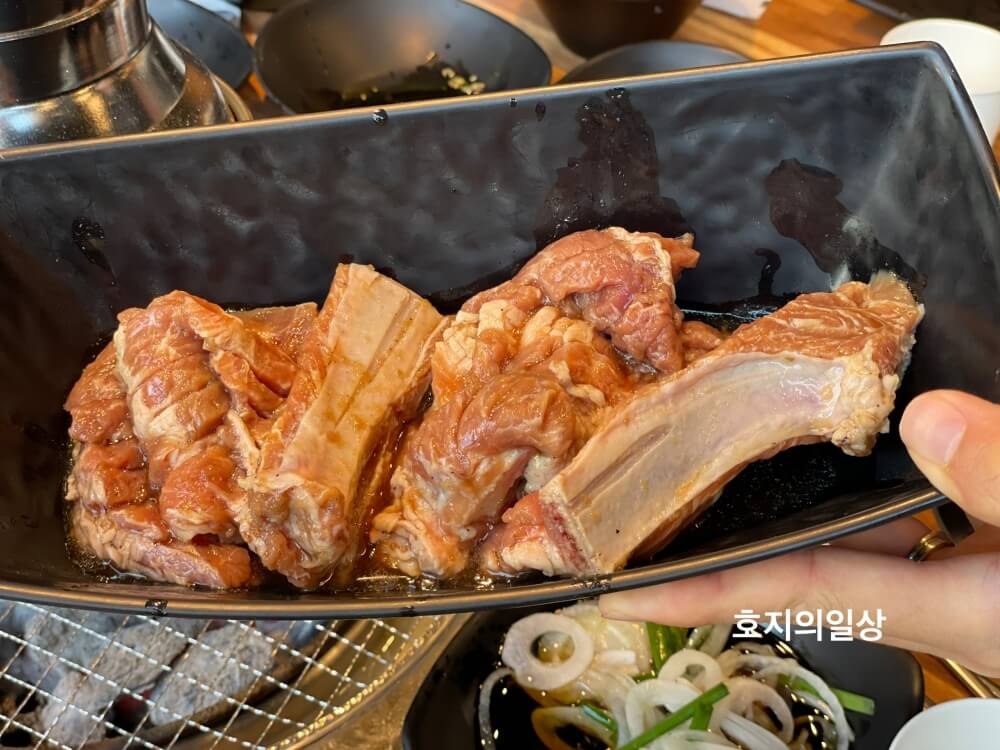 홍천 갈비 맛집 풍년갈비 - 주문한 양념갈비 2인분