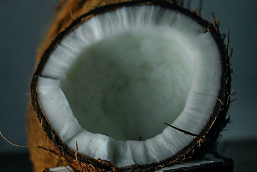 코코넛 오일&#44; 연구에따른 효능 TOP 4