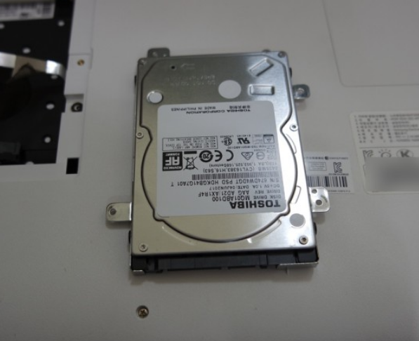  NT300E5K-L25W 하드디스크 -> SSD 교체 작업