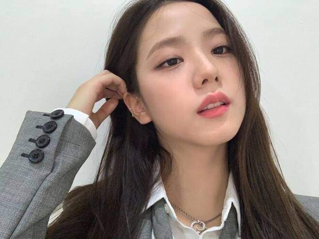  블랙핑크 지수 교복 화보중