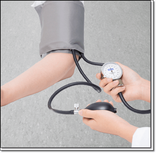 고혈압 환자 혈압 측정