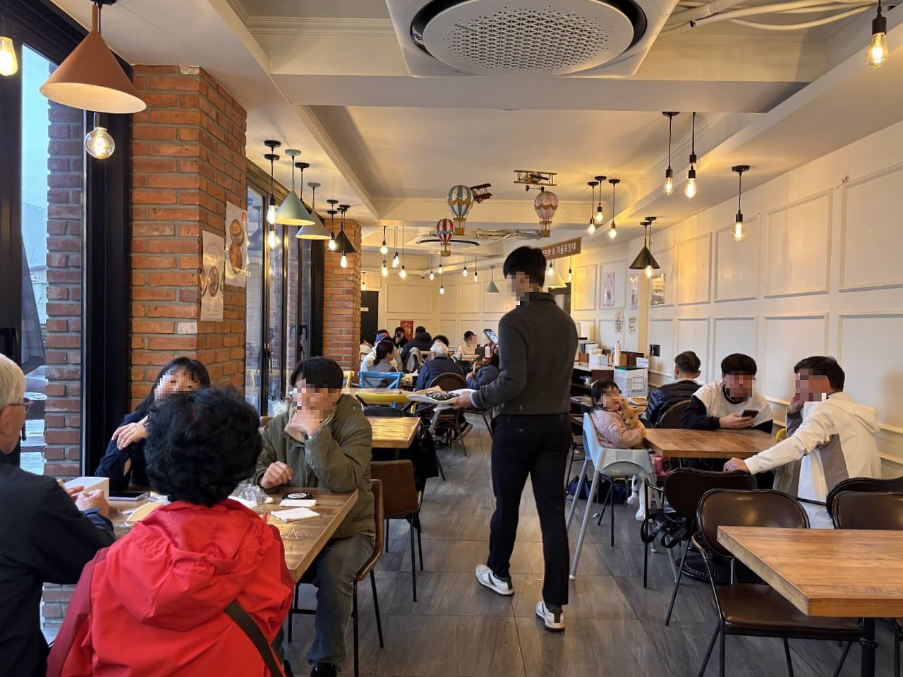 명장시대 별관