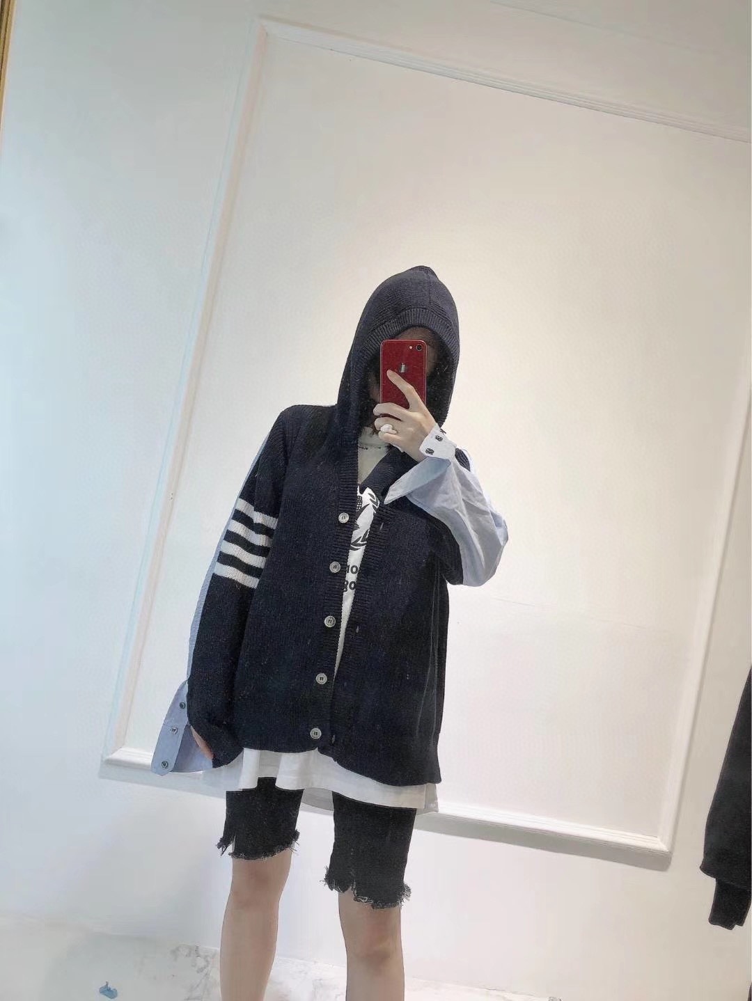  [THOM BROWNE] 톰브라운 사선완장 하프앤하프 후드 셔츠 가디건 FKC237A 00219 415