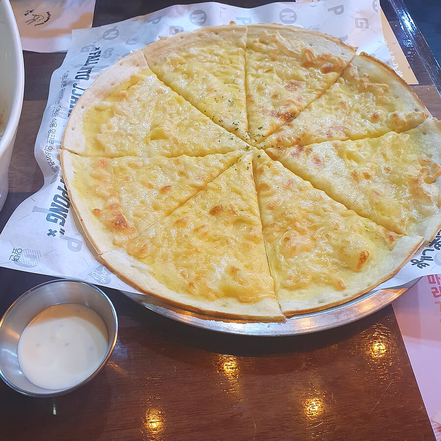 탄산세트 포함된 고구마 피자