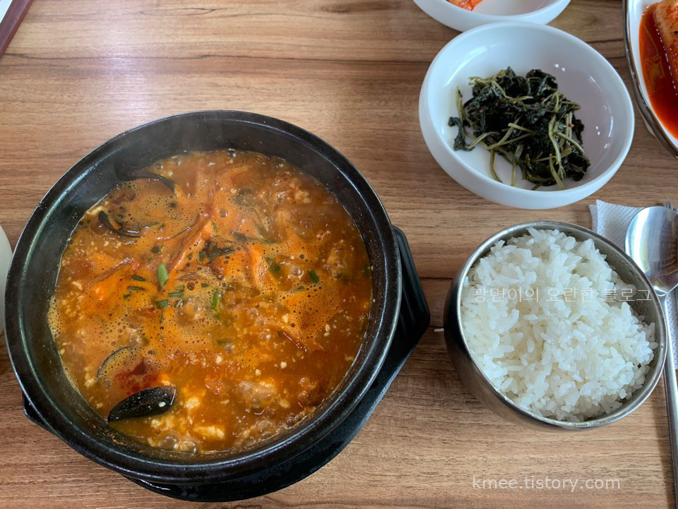 기와집 수제비 이미지