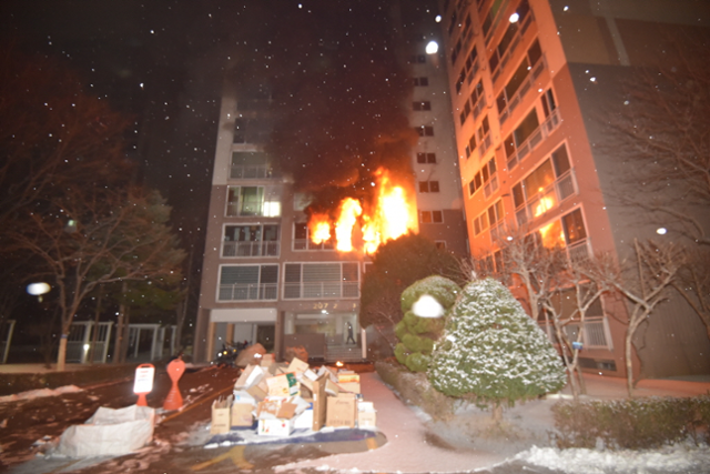 서울 도봉구 아파트 화재 사건 분석: 안전불감증의 결과