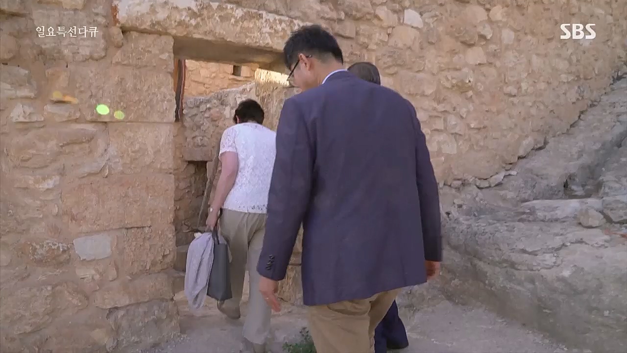 일요 특선 다큐멘터리.E301.221226p.H264-F1RST.mp4_20230109_201633.195.jpg