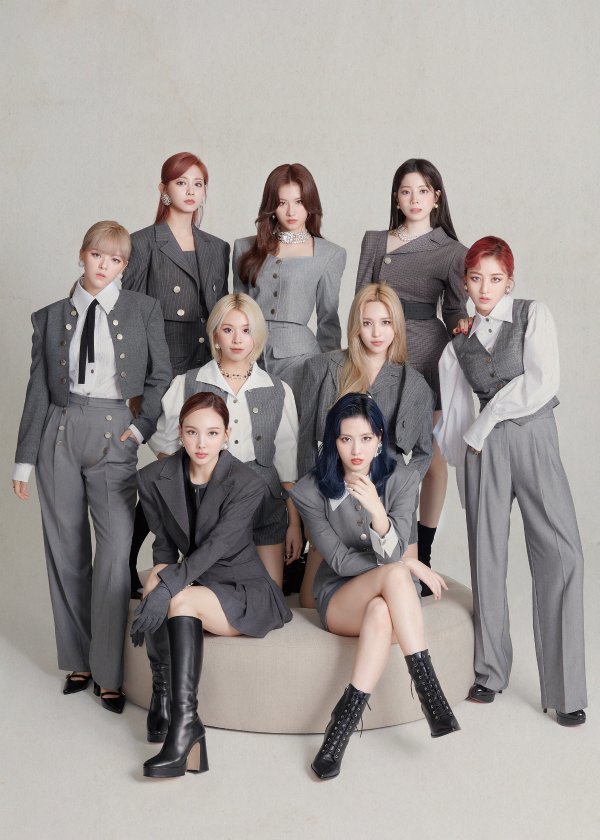  트와이스 2집 빌보드 메인 차트 '빌보드 200' 72위