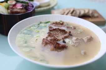 오션뷰 흑돼지 오마카세 흑갈비 고기국수