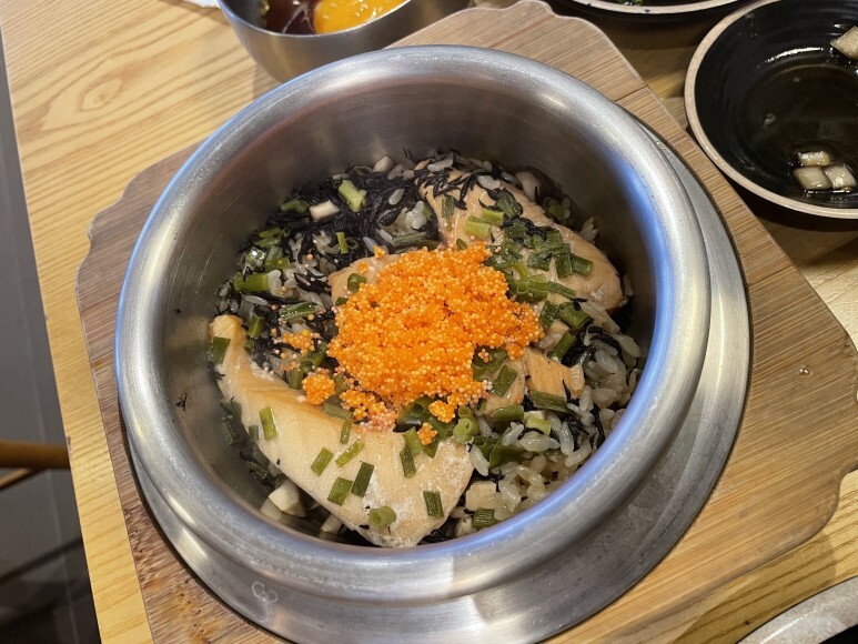 만선호해물칼국수 연어솥밥