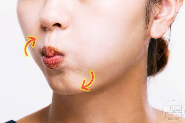 치매 안걸리는 방법 뇌위축 치매예방 혀운동 효과