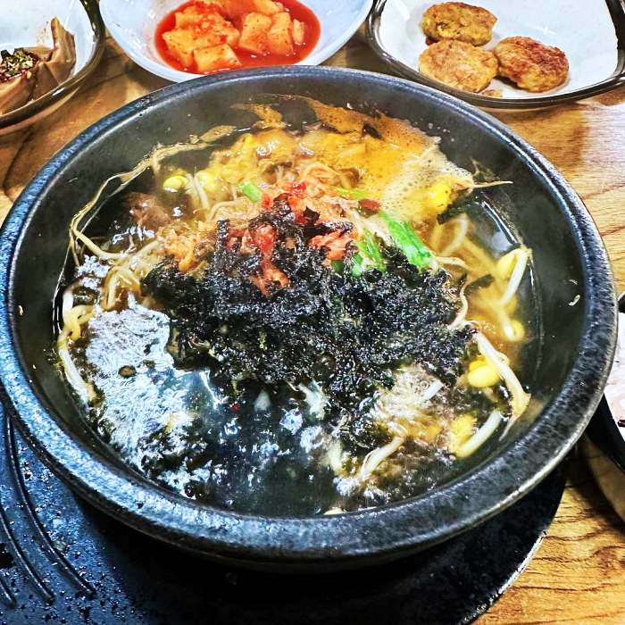 생방송투데이 강남 신사 서울 최고의 콩나물국밥 맛집