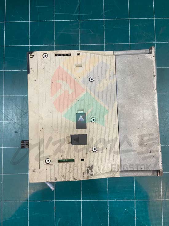 Drive / SGDV-180A01A002000 서보드라이브 수리 / YASKAWA 서보드라이버 수리 전문 / 에러코드 300