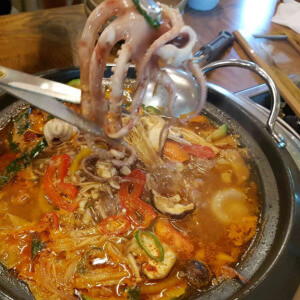 무릉별유천지 근처 맛집 굴뚝촌
