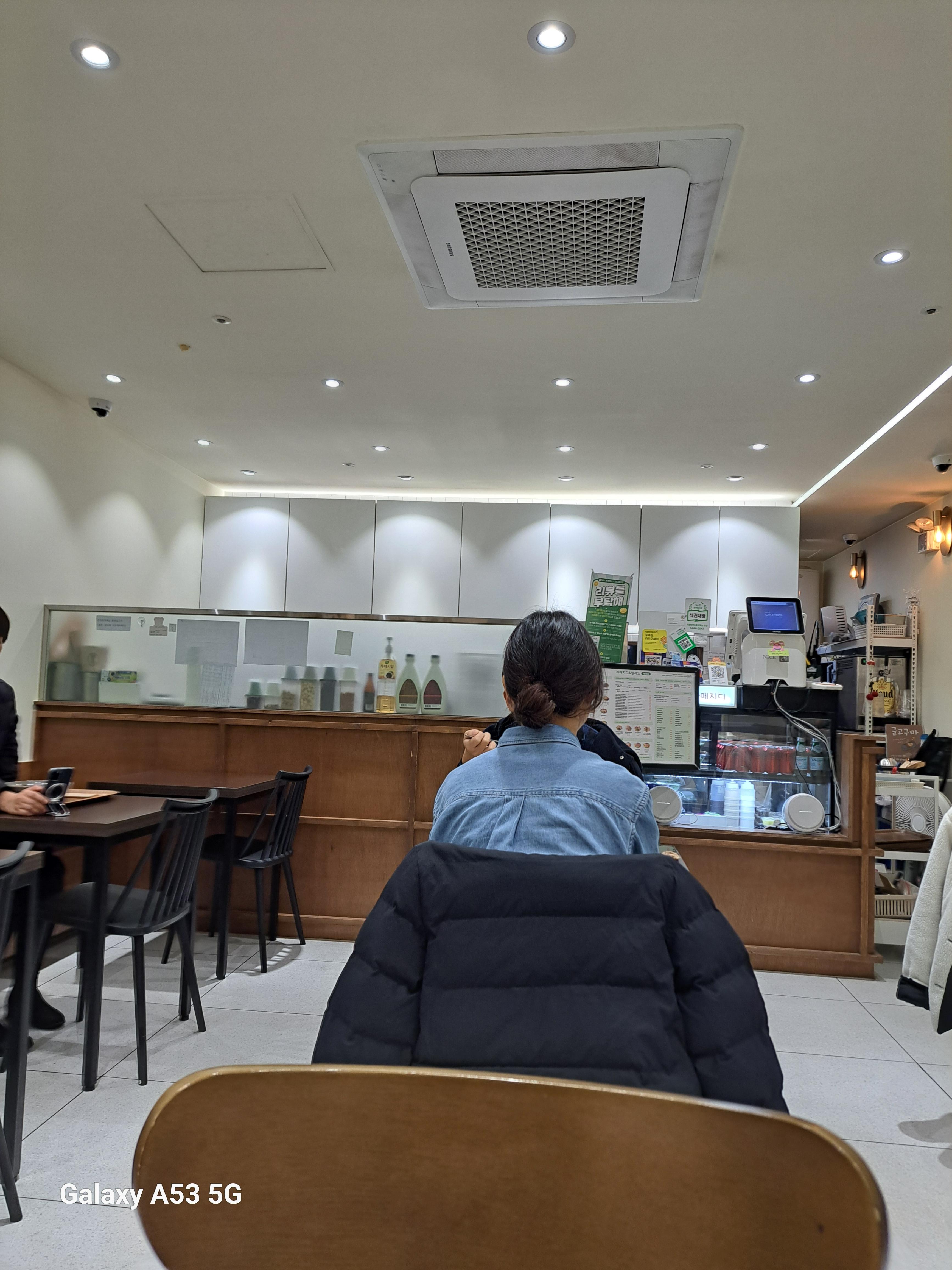 카페지디앤샐러드 이미지