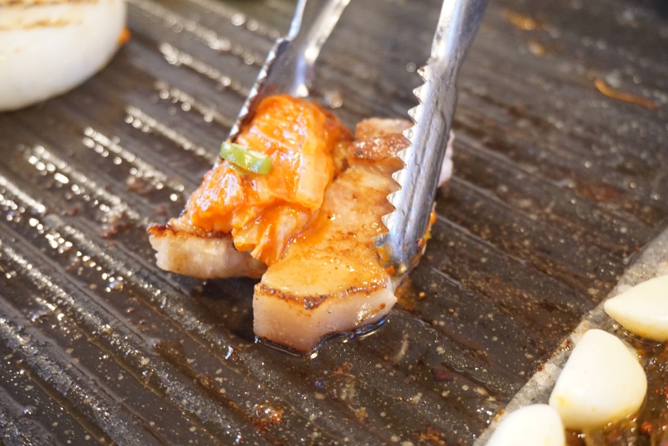 합정 고깃집 미삼 삽겹살 합정역 맛집 영업시간 테이블