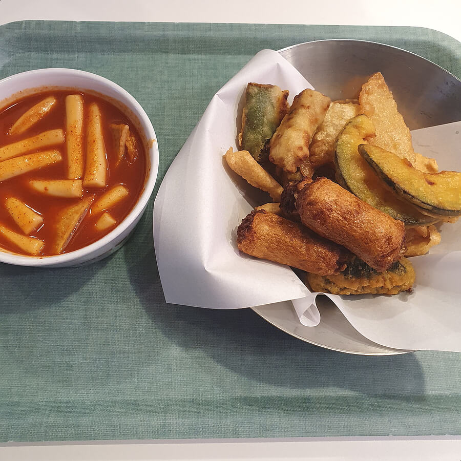 신전떡볶이 튀김