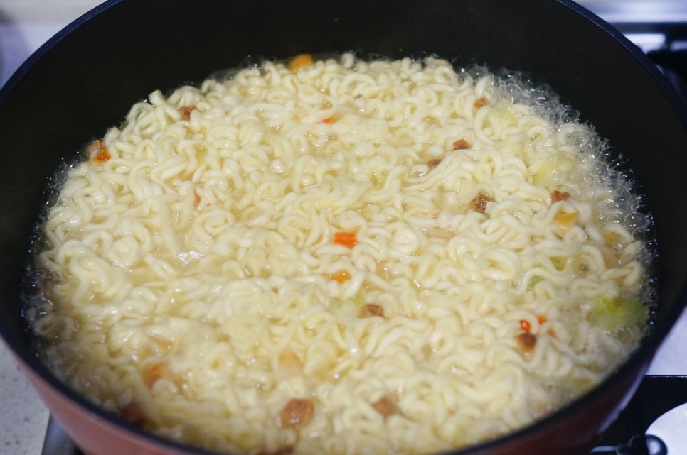 짜파게티 맛있게 만드는 법, 짜개치 조합과 상추쌈을 먹는 주말 요리 7