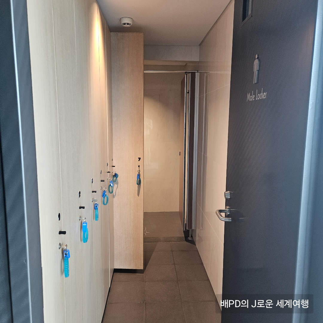 방콕 수완나품 공항 그랩존 아속역 호텔 수영장 헬스장 환전소 추천