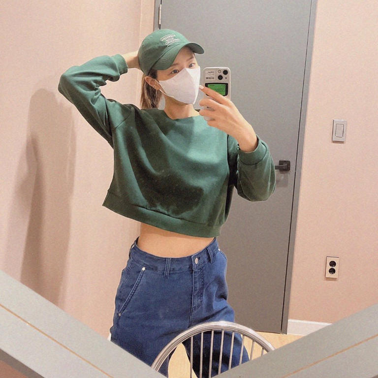 신지, 살을 얼마나 뺀거야! 개미도 울고 갈 허리 '소멸 직전' [사진]