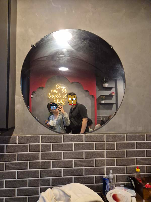 호치민_카우익스프레스