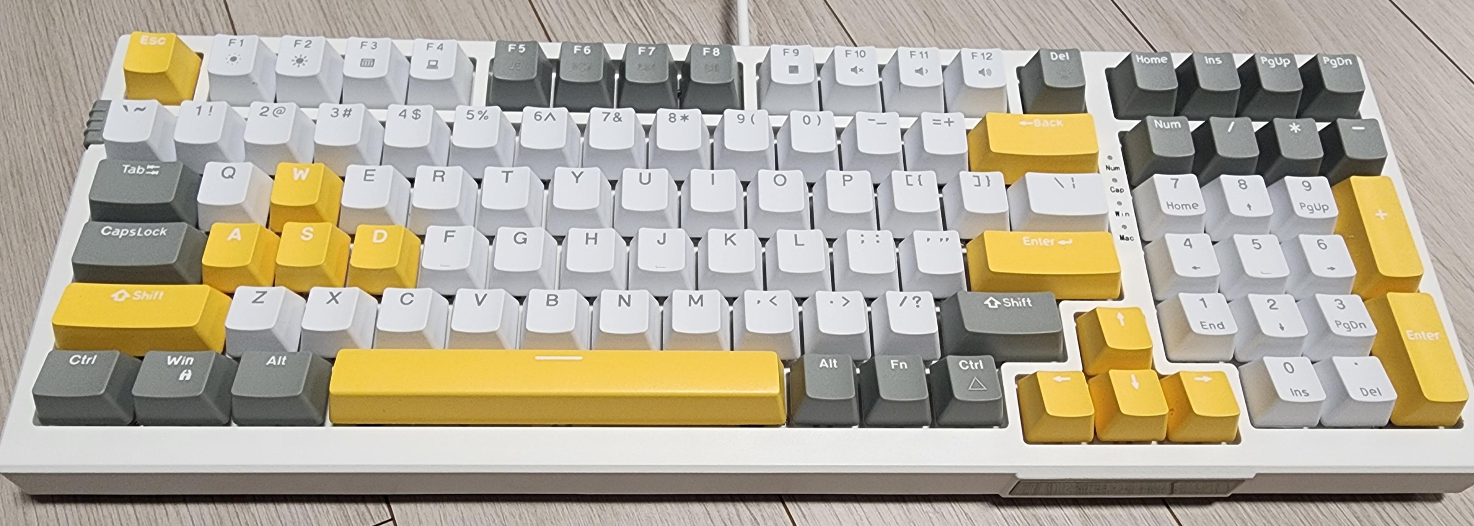  기계식 키보드 MAGEGEE 간단 리뷰