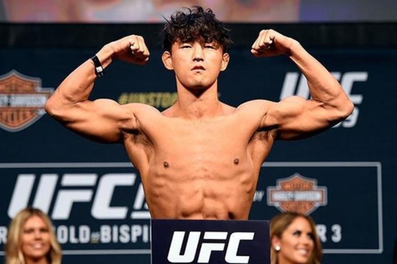  UFC 마동현 중계 스캇 홀츠맨 경기