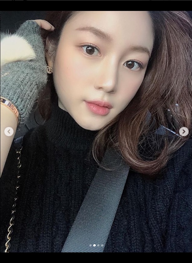  이승기, 이다인과 돌잔치 참석 소속사와 정산·대표폭언 논란 속에서도 '굳건한 사랑' 보여