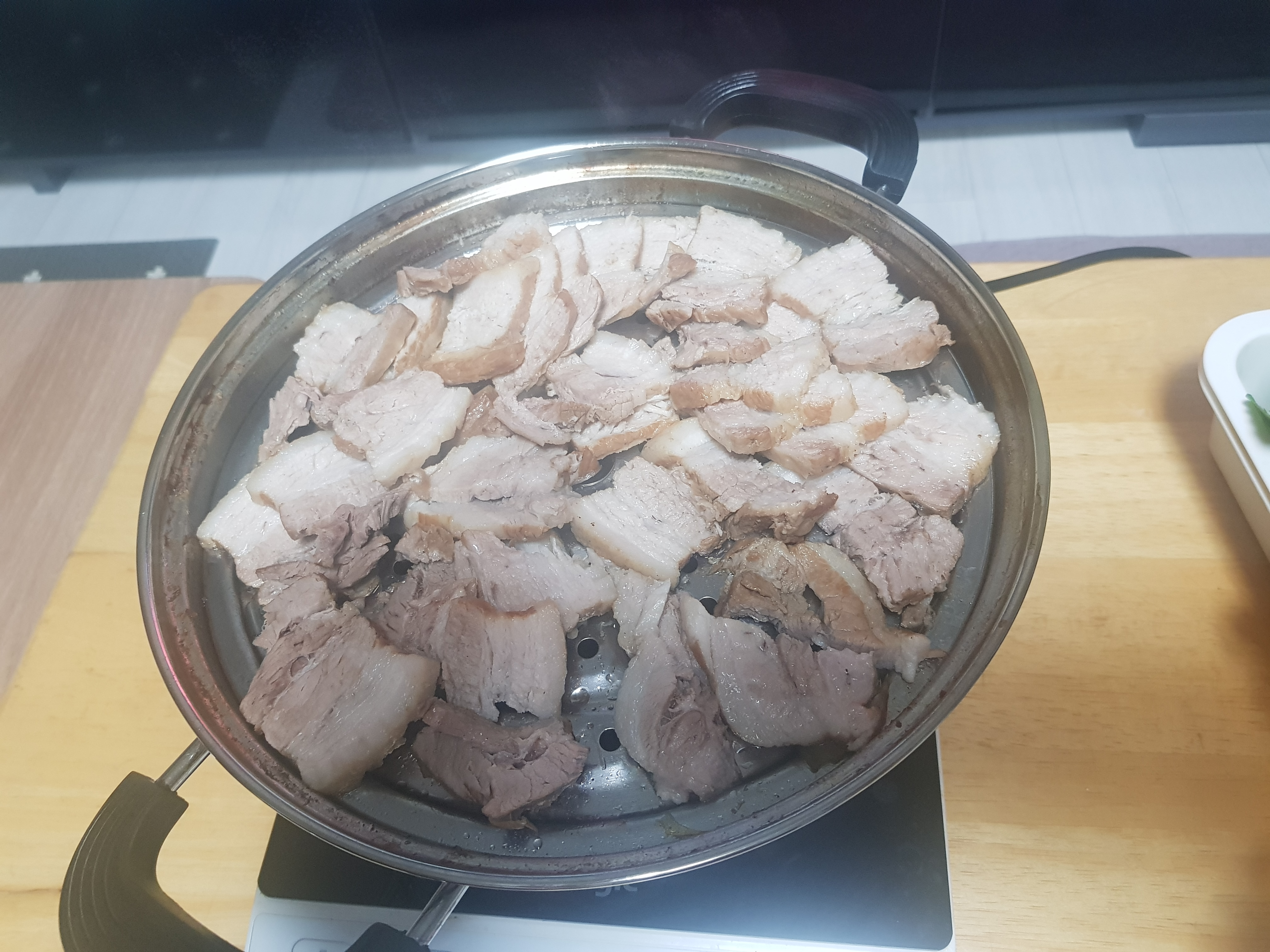 한뿌리보쌈 이미지