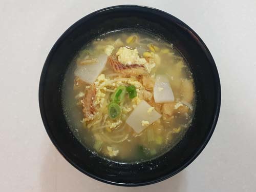  숙취해소에 좋은 '북어 콩나물국' 만들기