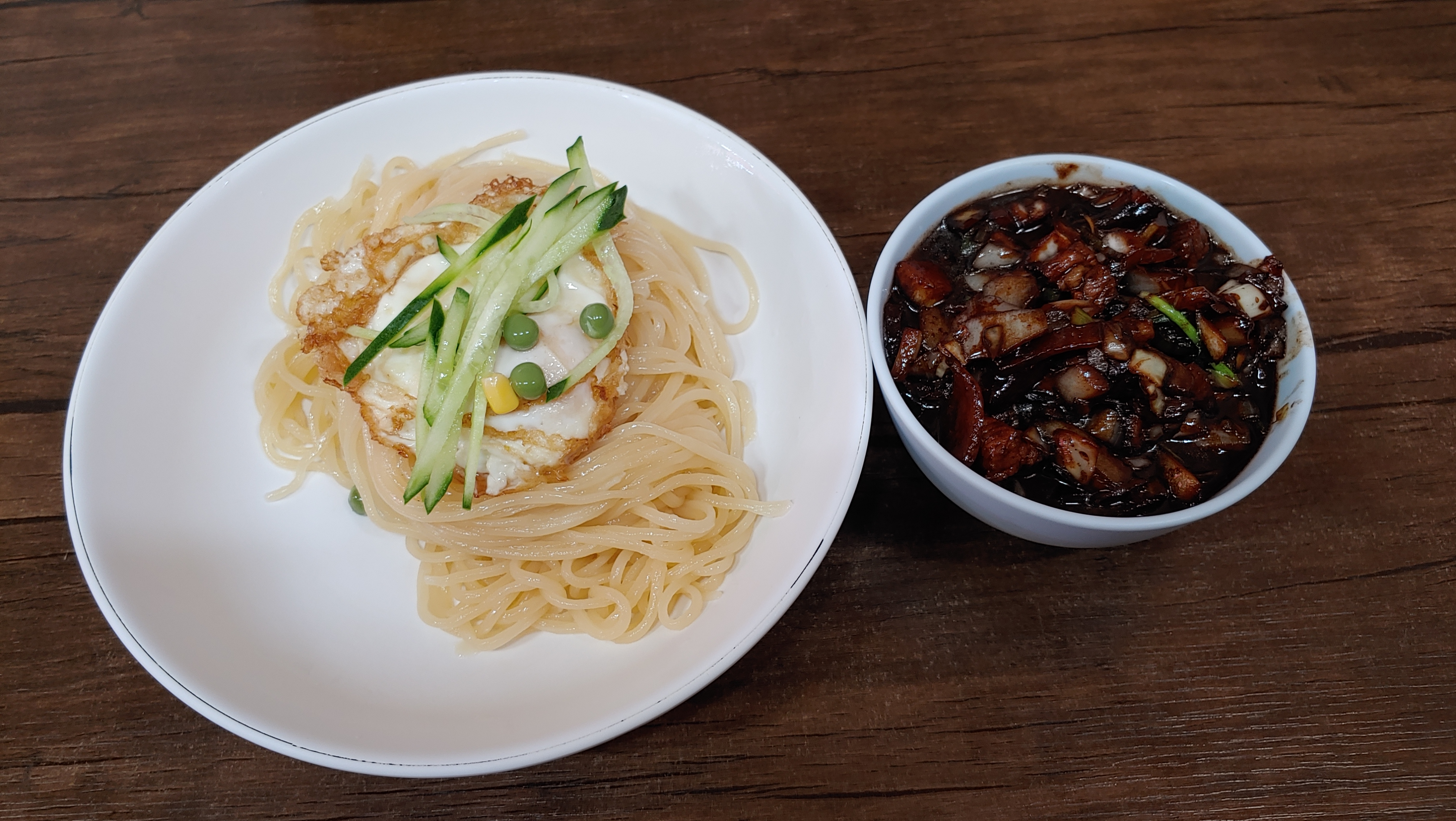  차이나타운 앞 현지인들이 방문하는 중화요리 맛집, 미광